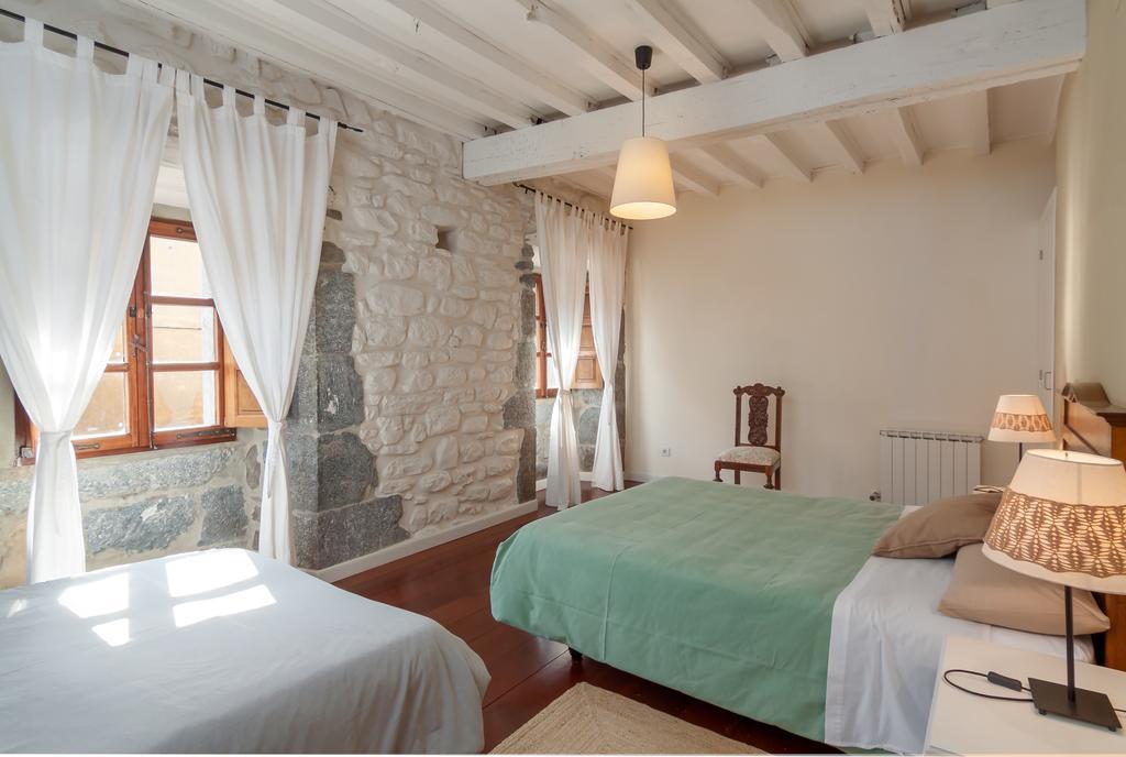 Casona Valle De Soba Regules Exterior photo